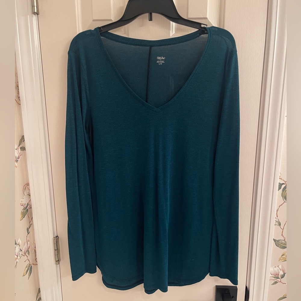 V-Neck Tee